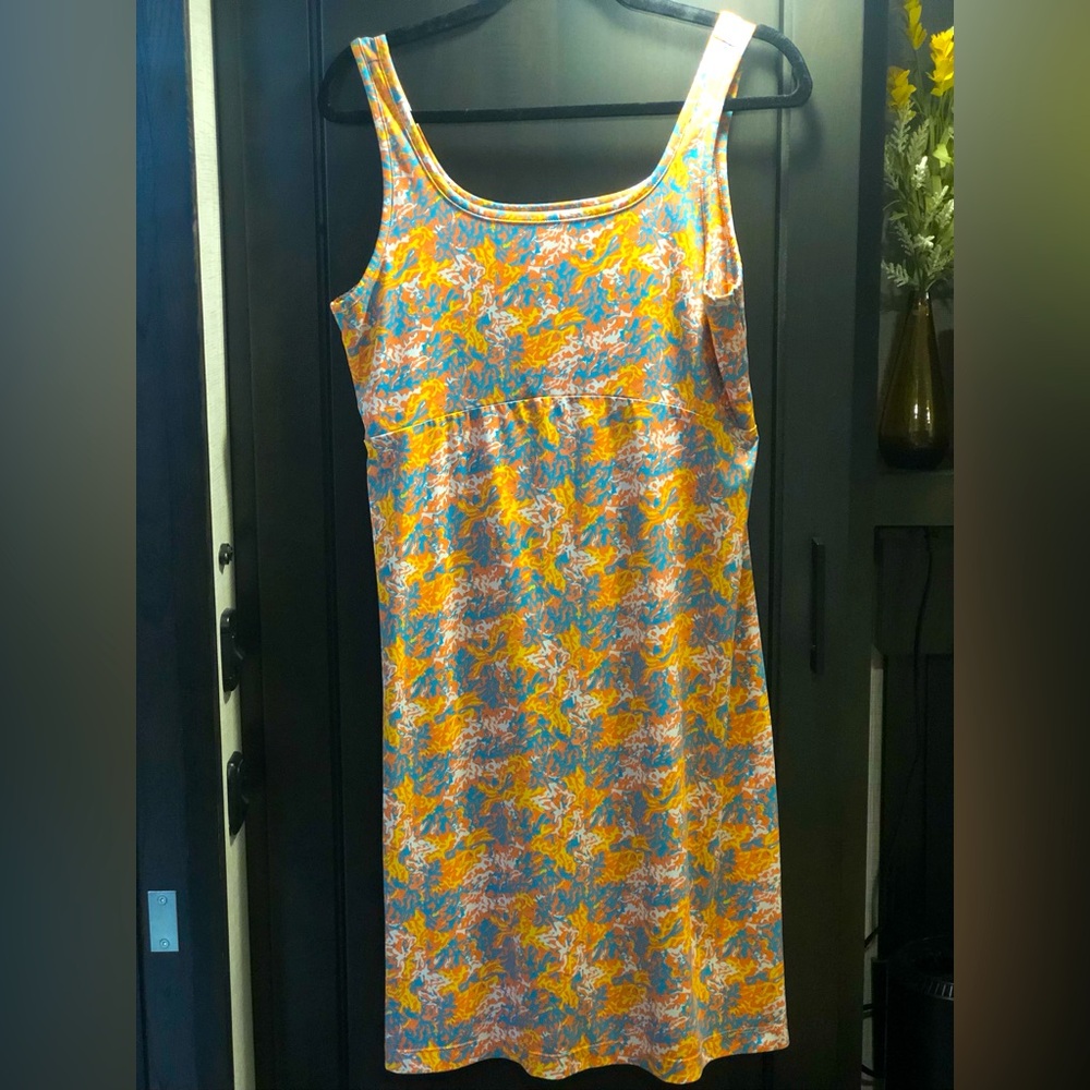 Columbia Printed Omni-Freeze UPF50 PFG Freezer III Dress Size Large